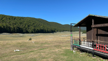 escursione da forca d'acero all'altopiano della macchiarvana