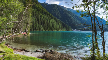 Escursione facile ad anello al lago di Anterselva