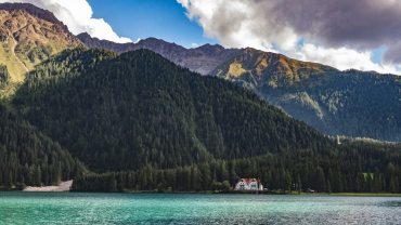 Escursione facile ad anello al lago di Anterselva