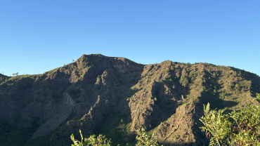 L’escursione facile che vi proponiamo è, più che una vera e propria escursione, una passeggiata sotto le stelle, completamente immersi nella natura e nel cuore del Parco Nazionale del Vesuvio.